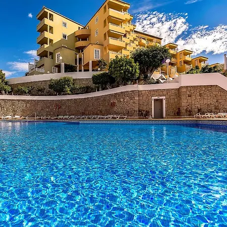 Beautiful 2 Bedroom Vista Del Mar Apartment *